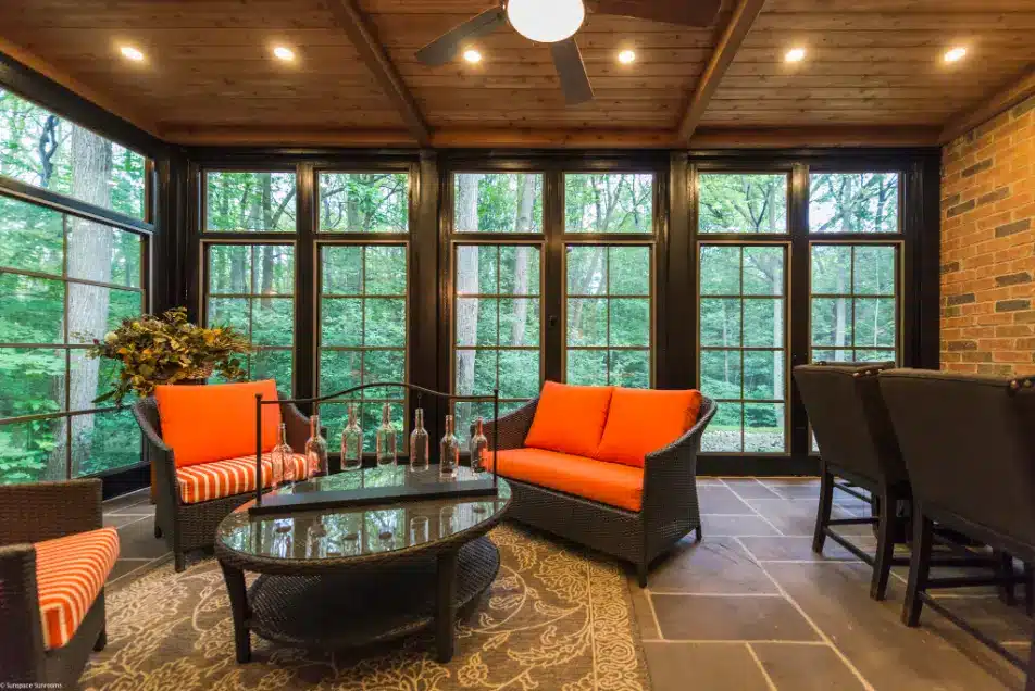 WeatherMaster™ Windows Providing Stunning Panoramic Outdoor Views
